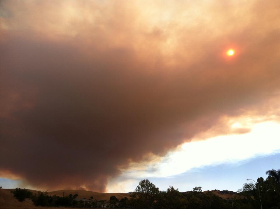 Fire near Clayton and Mt. Diablo spreads - Brandon Payton