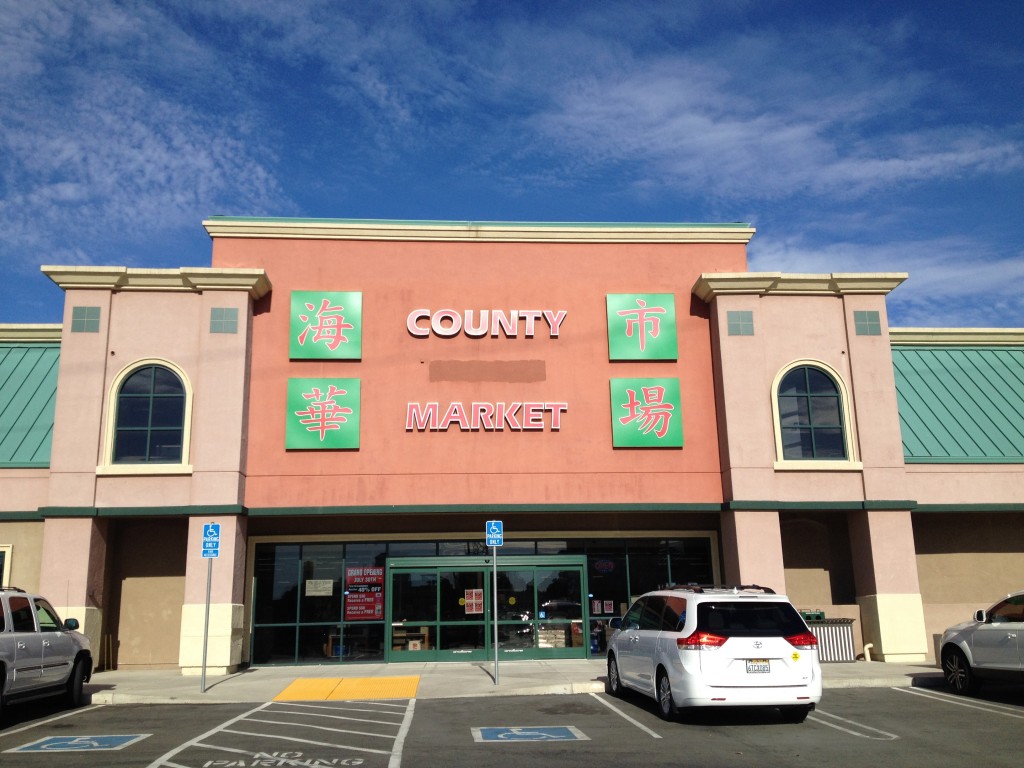 County Market Store Front