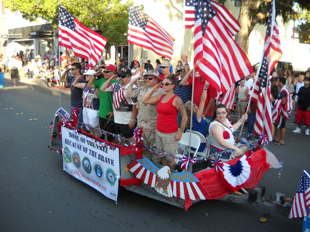 Antioch celebrates July 4th with a big turn out in spite of the heat